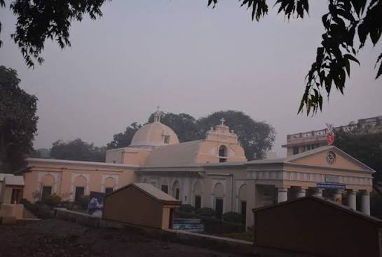 Did you know that the Mughal Emperor Akbar, commissioned one of the earliest churches to be built in North India? Catch the story behind the Akbar's church at Agra.