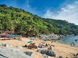 Thailand has some of the most famous beach destinations in the world. Best Party Beaches In Thailand Travel Dudes