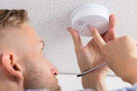Among numerous sources of co, the gas water heater can be a potential under looked source causing an accidental carbon monoxide poisoning. Tankless Water Heater Blamed For Carbon Monoxide Poisoning Tragedy Apple Valley Eagan Appliance
