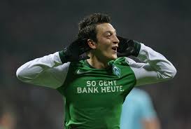 Sport says ozil, accompanied by his wife and son, were yesterday in barcelona. Free Download Mezut Ozil Werder Bremen Best Player Top Wallpapers 888x600 For Your Desktop Mobile Tablet Explore 19 Werder Bremen Wallpapers Werder Bremen Wallpapers