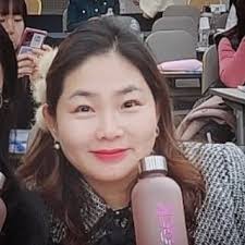 난 4년전 키 160에 몸무게 77까지 나갔어요 운동은 혼자하니 의지도안생기고 큰맘먹고pt50회끈고 식단1도안하고 폭식 음주많이  하는데도 100일만에 10킬로감량 물론 최고의쌤 만나 운동도재미있게했죠 지금은 앞자리 두번바꾸고 57에서 많이 먹는날은58 ㅋ 절대  식단 ...