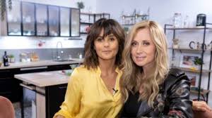 Lara fabian, урождённая — лара́ софи кэти крока́рт (нидерл. Lara Fabian Ce Choix Radical Que Gabriel Son Mari A Fait Par Amour Pour Elle Femme Actuelle Le Mag