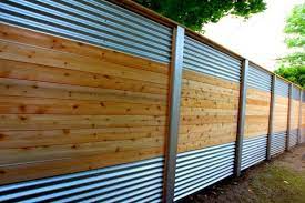 Cloture Hybride Cedre Aluminium Et Acier Galvanise Patios En Bois Fence Pinterest Patio En Bois Cedres Et Hybride