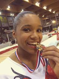 Justine termine la saison en beauté avec le super titre de Championne de  France en national B 21ans et plus ainsi qu'une troisième place lors de la  finale sol !!! Un très