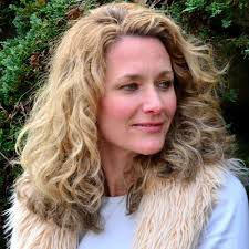 Stream The Farmhouse by Alexandra Higgins