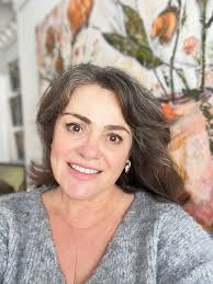 CHRISTIE BAKER, MIXED MEDIA BOTANICAL PAINTER