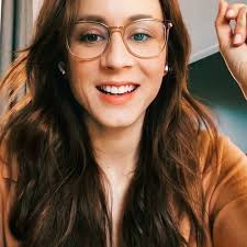 It's so much fun and there are so many good twists. Pin Ot Polzovatelya Realreckless Na Doske Troian Bellisario V 2021 G