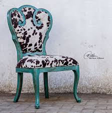 Accent Chairs With Personality Choosing A Chair To Showcase Your Style Western Furniture Printed Accent Chairs Accent Chairs
