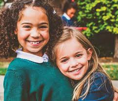 SACRED HEART AR 16_17 pdf_Layout 1