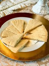 Ten cookies in 3.9 oz box. Classic Scottish Shortbread For Your Christmas Cookie Tray 31 Daily