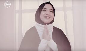 Download Lagu Nissa Sabyan Terbaru Mp3 Stafaband Klik tombol download untuk memulai download serta mengetahui detail dari lagu kesukaan yang anda cari.
