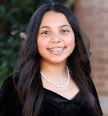 Katherine Shupe's Instagram, Twitter & Facebook