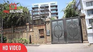 Самые новые твиты от shah rukh khan (@iamsrk): A Minute At Mannat Shah Rukh Khan House Srk Home In Bandra Youtube
