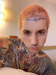 Cm Punk (@Bitwpipebong666)