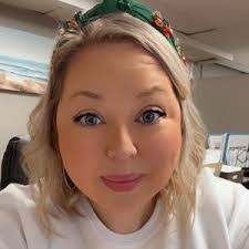 Nicole Creech's Instagram, Twitter & Facebook