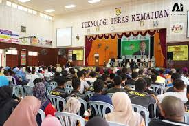 Find out more about them here. à¦Ÿ à¦‡à¦Ÿ à¦° Anwar Ibrahim Bersama Anak Anak Yang Akan Menduduki Peperiksaan Upsr Di Program Seminar Di Dewan Seri Gemilang Kolej Vokasional Pd Saya Menasihatkan Anak Anak Ini Untuk Terus Mengulangkaji Pelajaran Dan Jangan Putus Asa