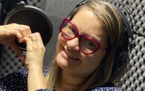 Morre Ana Lucia Menezes, dubladora de 'Peppa Pig' e 'Todo Mundo Odeia o  Chris', aos 45 anos