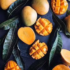 Mango Kalorii Kkal 67 Belki G 0 5 Zhiry G 0 3 Uglevody G 11 5 Imeya Minimum Kalorij Mango Kalorii Kkal 67 Belki Vkusnyashki Eda Recepty Imbirnyh Pryanikov