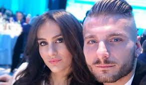 Włoch poznał zjawiskową modelkę w 2012 r. Jessica Melena Chi E La Moglie Di Ciro Immobile Vita Privata E Figli