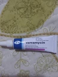 Kamu akan tahu penyakit mata kucing itu bisa menular kepada manusia atau tidak. Haiwanjalanan On Twitter Ok Ni Terramycin Ointment Sakit Mata Utk Kucing Dewasa Boleh Dapatkan Dekat Farmasi Yg Berhampiran Http T Co Gmwfc50rgt