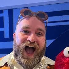 Teddy Swims Private Fan's Messenger