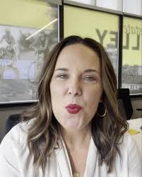 If you have family or friends moving to the Western Suburbs…., The Mrs.  Whitted Collective, Meg Whitted, 630-388-8979