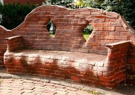 Hasznalt Teglabol Is Varazsolhatunk Kerti Csodat Sokszinu Videk Brick Wall Gardens Brick Art Brickwork
