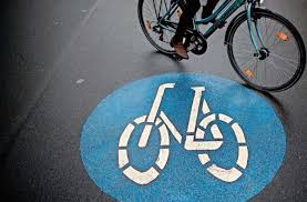 Born 14 february 1992) is a danish professional footballer who plays as an attacking midfielder for serie a club inter milan and. Ohne Helm Unterwegs Radfahrer Nach Unfall Bewusstlos Marktredwitz Frankenpost