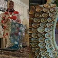 Dari hasil penambahan cangkang kerang sebagai agregat kasar, dapat menurunkan sifat mekanis beton. Portal Berita Jawa Barat Kerajinan Tangan Cangkang Kerang Di Cirebon Peluang Bisnis Lokal Kualitas Internasional