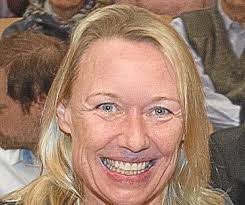 Karin Essig's Instagram, Twitter & Facebook