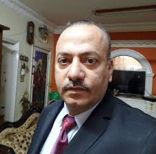 محافظ المنيا يتفقد أعمال إنشاء موقف بنى مزار