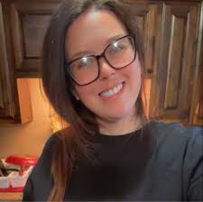 Good day, I just got a Cricut machine, but it doesn't want to connect with  my phone or laptop... is there any suggestion of what I may be doing wrong  please?