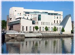 Busca en la lista de los próximos conciertos, y si no encuentras a tu artista favorito, siguelo y deja que songkick te diga cuando estaran en tu área. La Cite De La Musique Et De La Danse Strasbourg En Photos