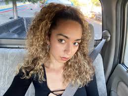 Gemma Castro (@GemmaC4stro)