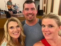 Carrie Corwin's Instagram, Twitter & Facebook