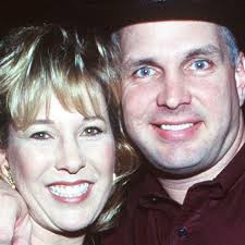 Happy 60th Birthday to Country Music Songwriter Sandy Mahl ( Garth Brooks'  first wife) who was born January 16, 1965! #sandymahl