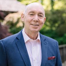 Wilmington Manor Agents, 10 Compass Real Estate Agents