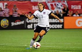 Top 10 Current Best Female Soccer Players In The World Sportsgoogly Female Soccer Players Us Women S National Soccer Team Soccer Players
