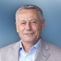 Andy Kis's Instagram, Twitter & Facebook