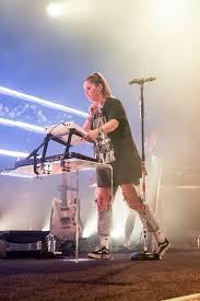 Mgmt | mutualfriendscontact@gmail.com booking | chelseacutler@paradigmagency.com. Review Chelsea Cutler Omnisound Magazine