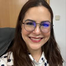 Bridgerton People: Is the whole reason Penelope is 'unmarryable' because  she is not thin? Is that the whole issue?