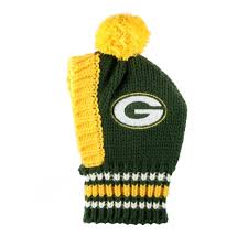 For instance, the nfl sideline knit hats are made from a soft cotton to keep your head warm while watching a game or going out on the town. Green Bay Packers Knit Dog Hat Baxterboo