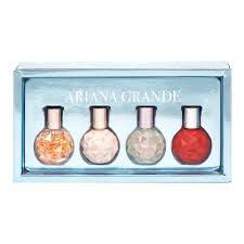 Sign up for email updates here! Ariana Grande 4 Piece Mini Parfum Women S Perfume Gift Set Eau De Parfum Ariana Eau Gi Parfum Schminkkasten Ariana Grande