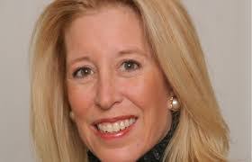 Lisa Sharkey's Instagram, Twitter & Facebook