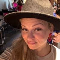 Tabitha Delong's Instagram, Twitter & Facebook