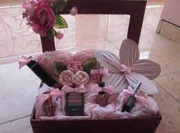61 Ideas Diy Makeup Box Gift Wedding Planning Gifts Diy Wedding Gifts Wedding Gift Diy