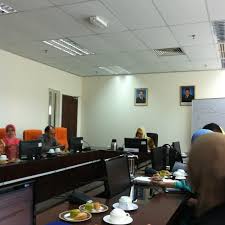 Setiap menu yang dijual mesti dilampirkan kepada jakim/jain sebagai salah satu proses semasa memoh.on sijil halal. Jakim Hub Halal Division Building In Cyberjaya