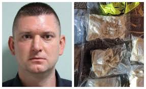 Corrupt border officer jailed for helping crime gang smuggle drugs through  Portsmouth