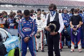Is there anyone else upset that nascar did away with raceview? Yes We Exist Black Fans Eye Nascar S Work To Diversify