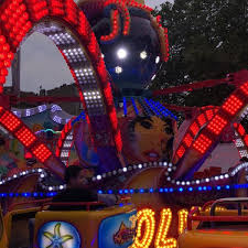 Vous y trouverez des parcours d'énigmes et de découvertes ainsi qu'un escape game. Photos At Polyp Attractie Brussel Zuidfoor Foire Du Midi Now Closed Theme Park Ride Attraction In Marolles